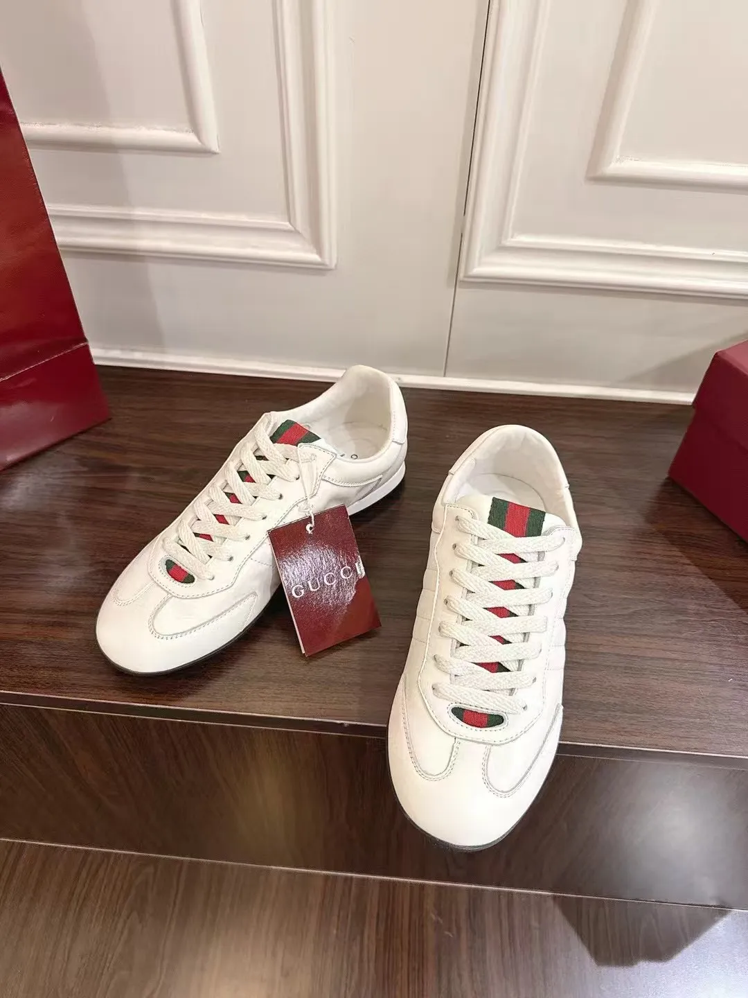 Men's Men's Shoes 💰440 [New Style] 🎍🎍Gucci - New Men's Shoes GUCCI [Lightning] The latest shoes are shipped. Original quality, fashionable, special material, sheepskin lining, brand new packaging. The foot feels super comfortable and the workmanship is impeccable. Size: 38-44 (45 can be customized
